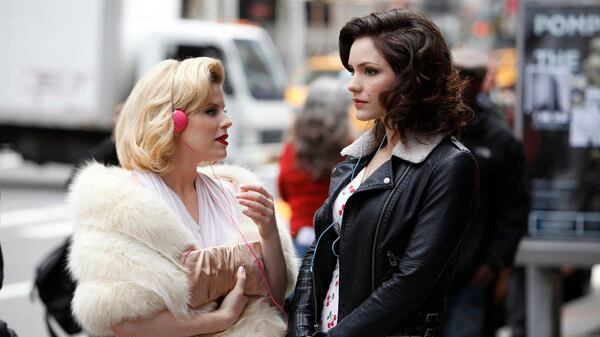 cheats/2012/03/22/smash-creator-leaves-show/smash-tv-show-11_eglr7o