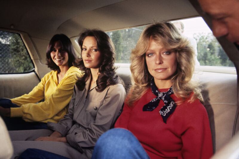 galleries/2010/08/22/tv-s-10-butt-kickingest-babes/action-tv-women---charlies-angels_baquiz