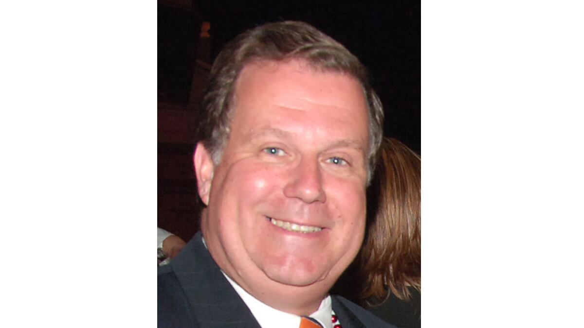 cheats/2011/08/03/nj-pol-resigns-after-naked-photos/louis-magazzu-resigns-naked-photo-cheat_nlrgki