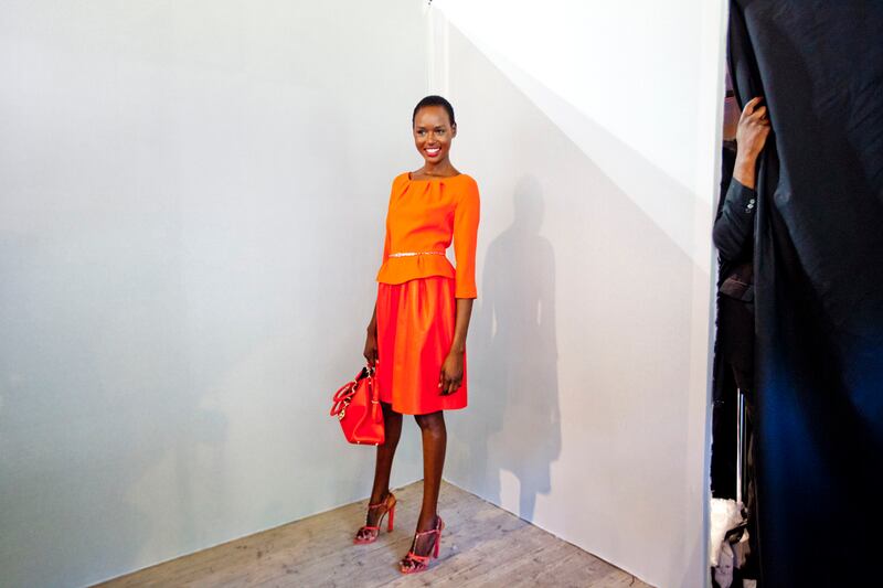 galleries/2011/10/06/backstage-paris-fashion-week-photos/backstage-paris-fashion-week-8_jprzej