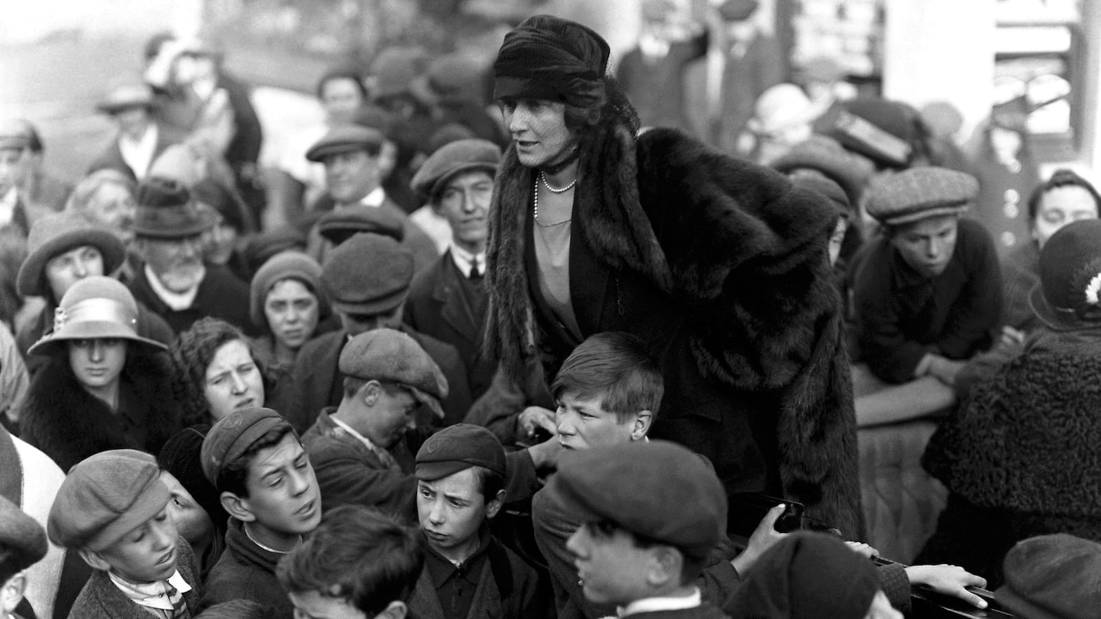 articles/2013/02/03/i-am-the-kind-of-woman-i-would-run-from-the-life-of-nancy-astor/130202-lady-astor-garman_na3viw