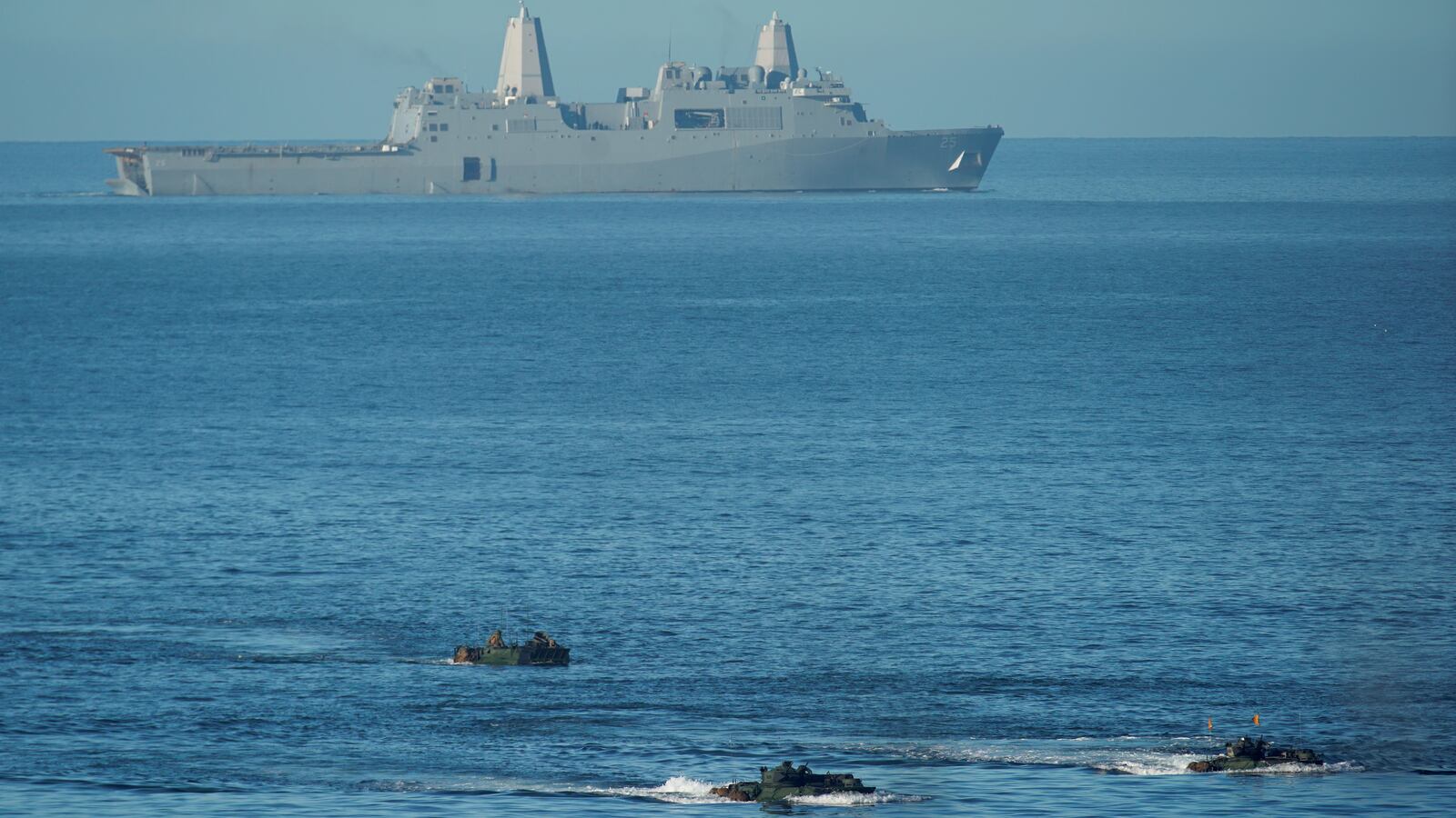 2019-12-06T223427Z_1858084226_RC2YPD9VAU9O_RTRMADP_3_USA-MILITARY_rm9bqo