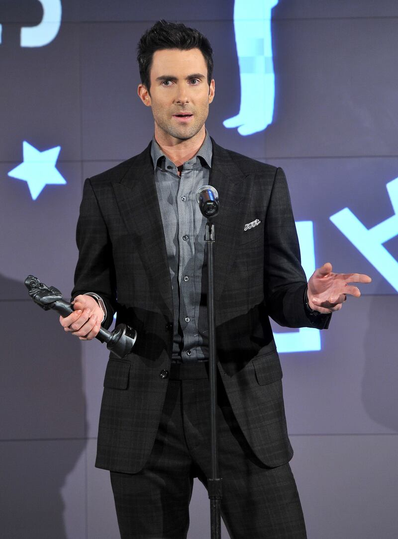 galleries/2012/11/07/eight-stars-election-freakouts-victoria-jackson-cher-more-photos/celeb-election-freakout-levine_wpk379