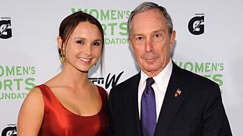 cheats/2010/11/07/bloombergs-daughter-fractures-spine/georgina-bloomberg_r6566m