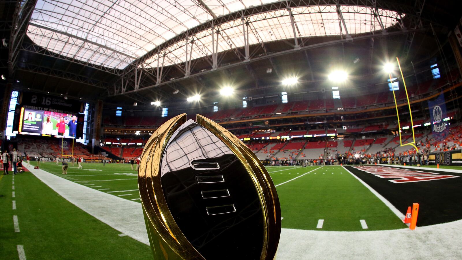 articles/2016/01/11/how-to-watch-the-college-football-championship-game-live-online/160111-collins-bcs-live-tease_vc16mg