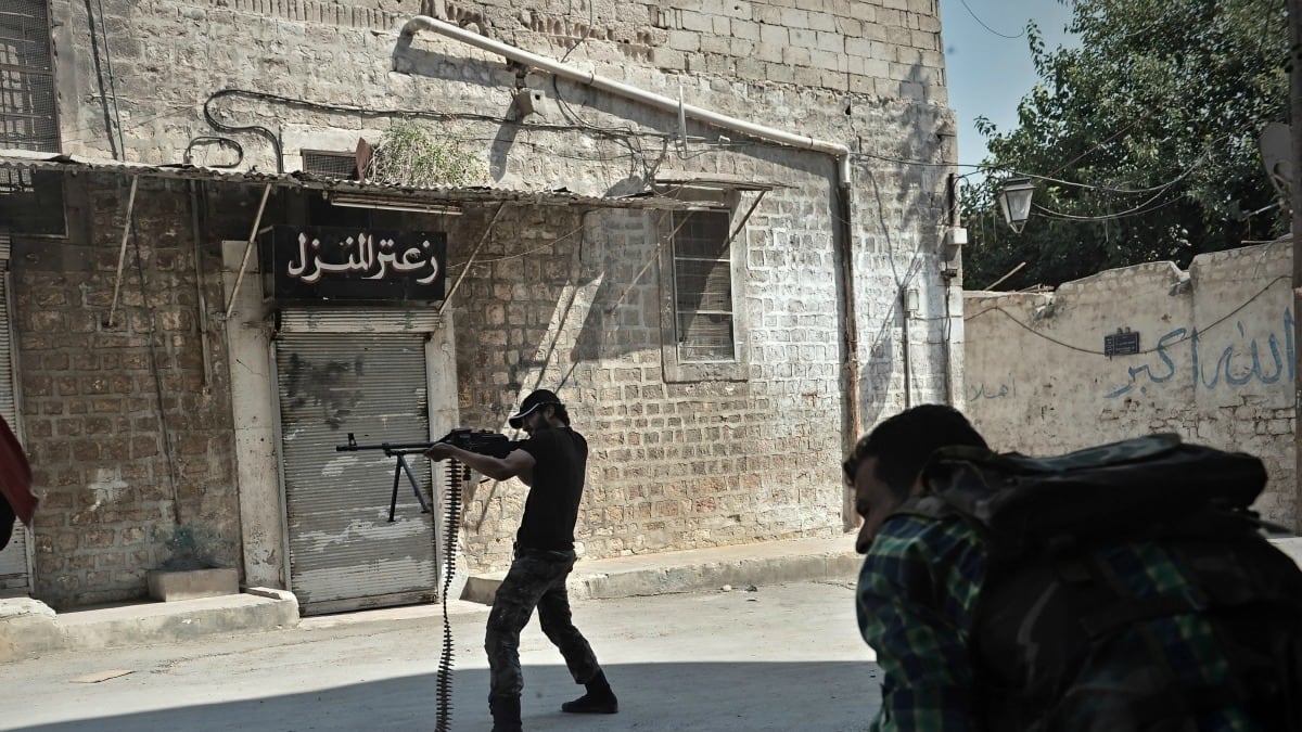 cheats/2012/08/31/syrian-rebels-bombard-aleppo/aleppo-syria-cheat_kdjamh