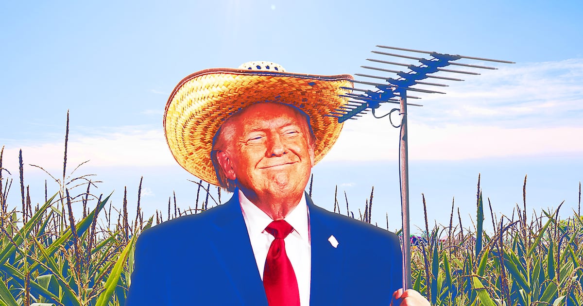 cluster (priority): The Daily Beast “I Could Be Home Watching TV”: The President’s Unscripted Moment