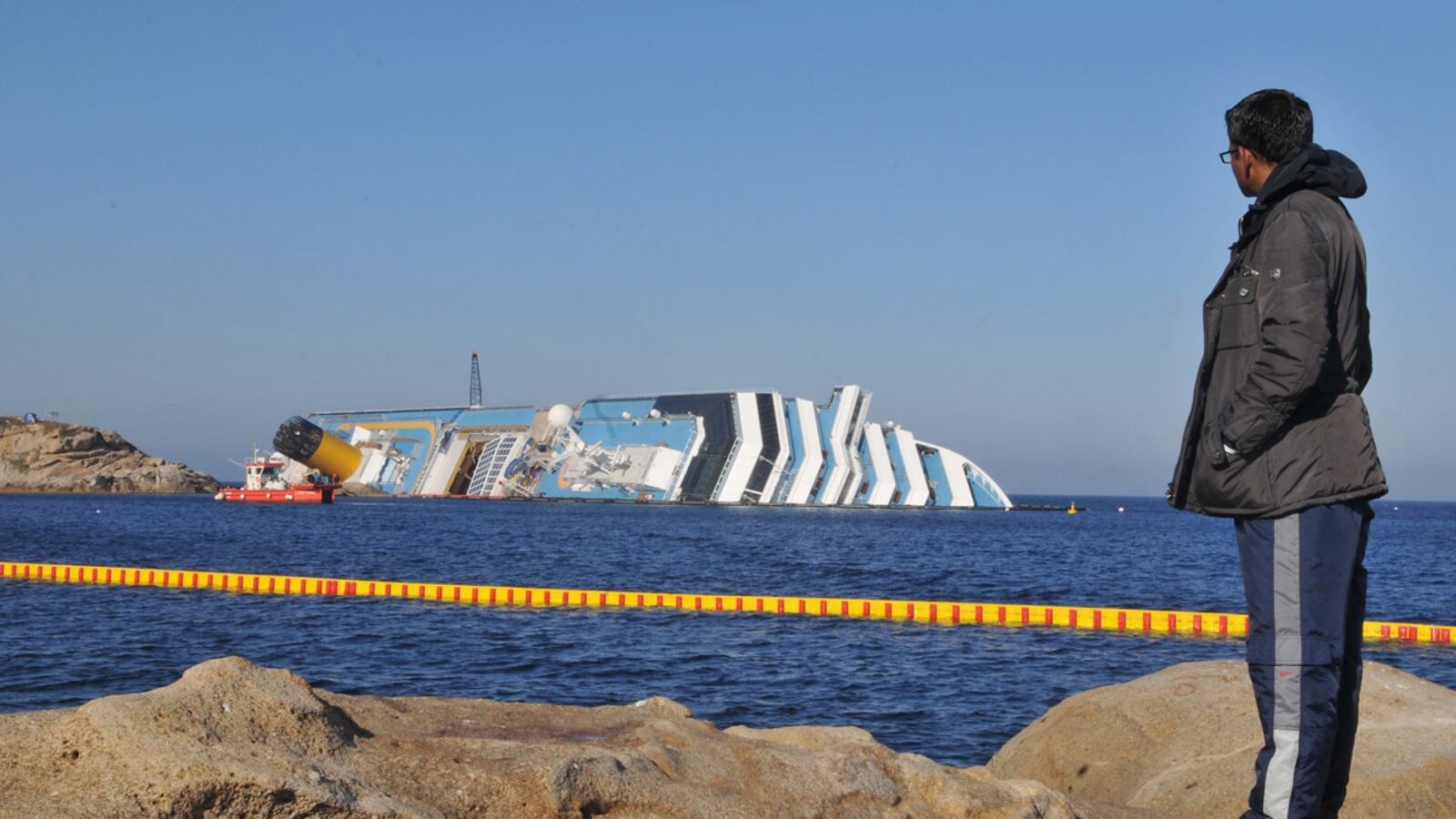 cheats/2012/03/22/5-more-bodies-found-in-shipwreck/costa-concordia-new-bodies-cheat_fa16pw