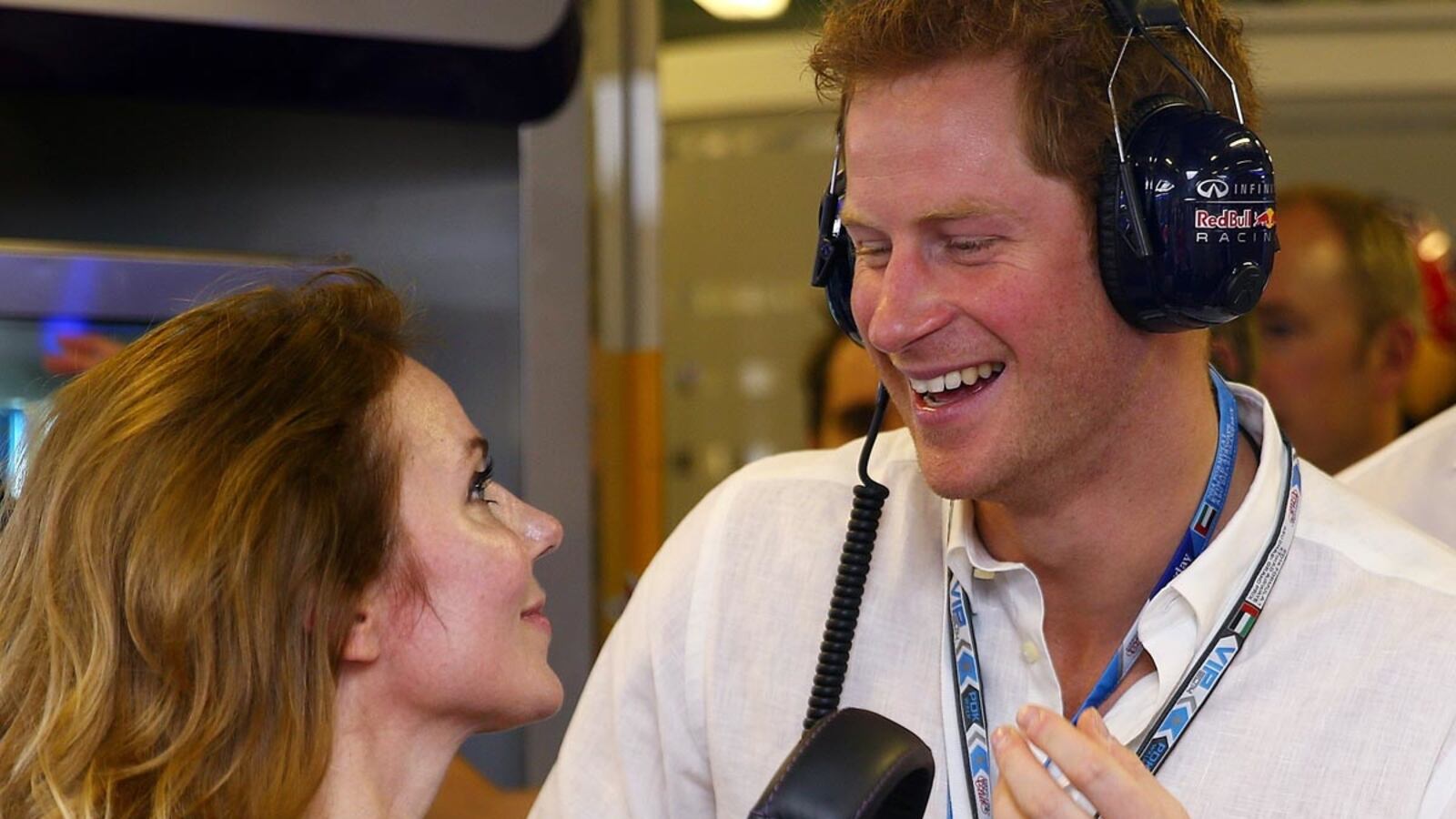articles/2014/11/22/harry-chats-with-ginger-spice-geri-at-f1-in-abu-dhabi/harry-red-bull_jddnnu