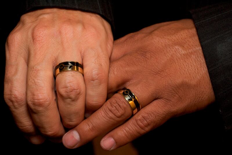 galleries/2011/06/28/same-sex-wedding-industry/jewelry-gay-marriage_onckgl