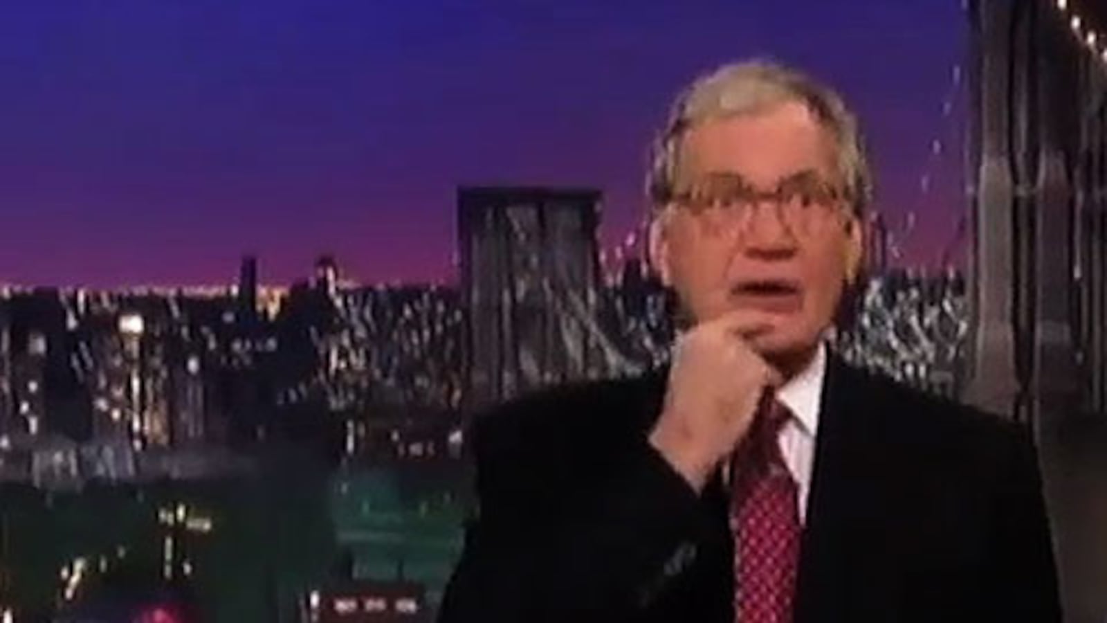 videos/2010/12/17/letterman-pays-tribute-to-larry-king/letterman-larry-king-120_h4mpin