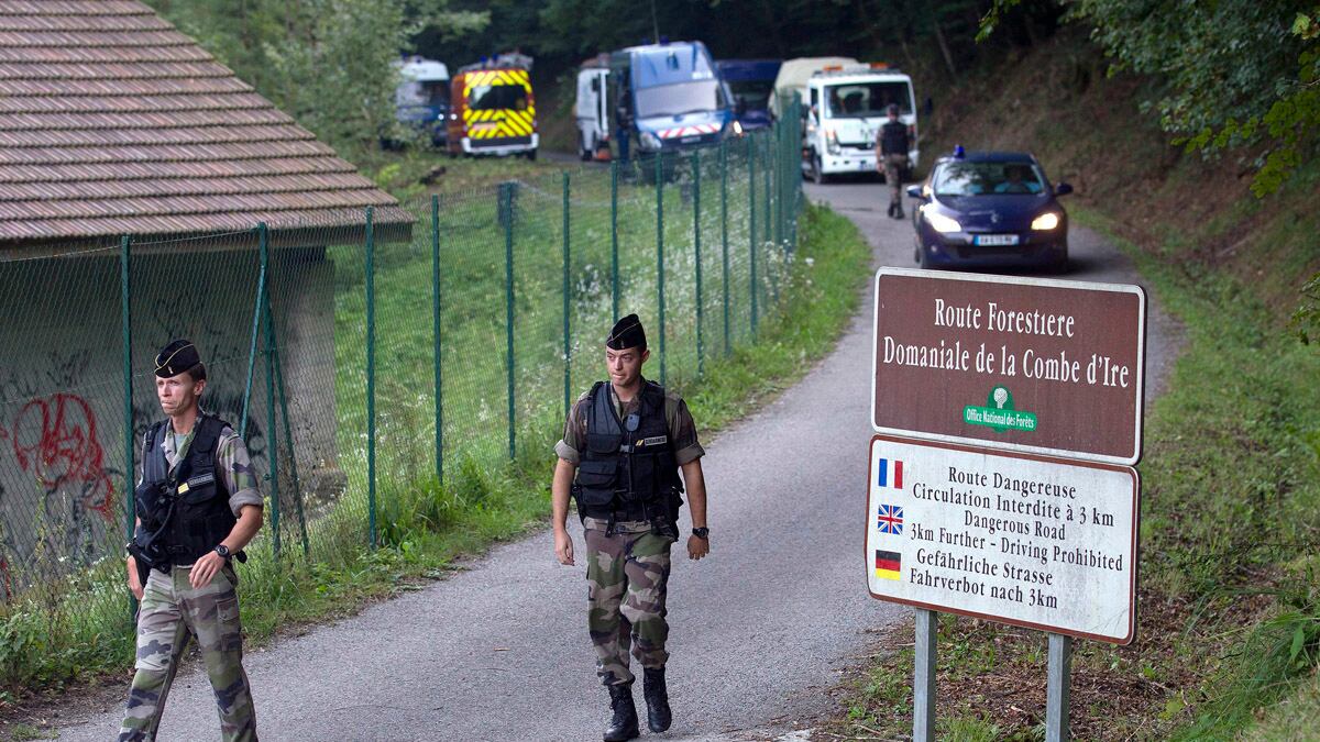 articles/2012/10/20/french-alps-murder-mystery-s-forensic-breakthrough/nadeau-mollier-alps-murder-tease-embed_j4wrak