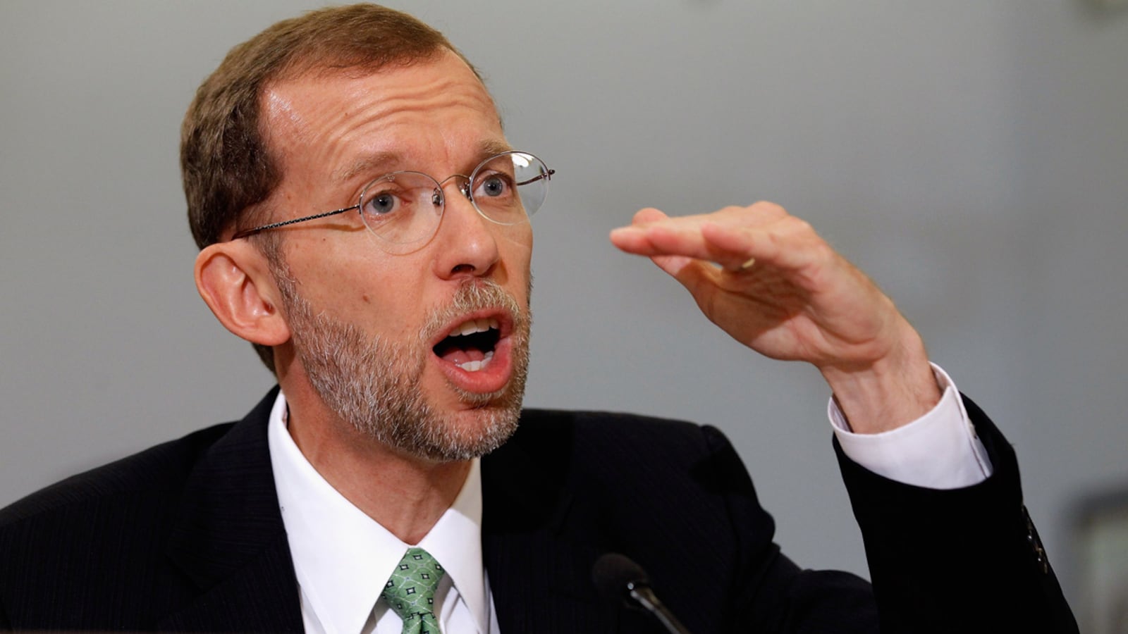 cheats/2012/08/22/cbo-chief-predicts-recession/doug-elmendorf-cbo-cheat_lwhqm9