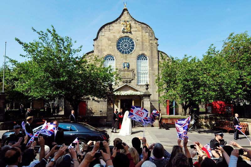 galleries/2011/07/30/zara-phillips-mike-tindall-wed-photos/church-phillips-wedding_sdgkev