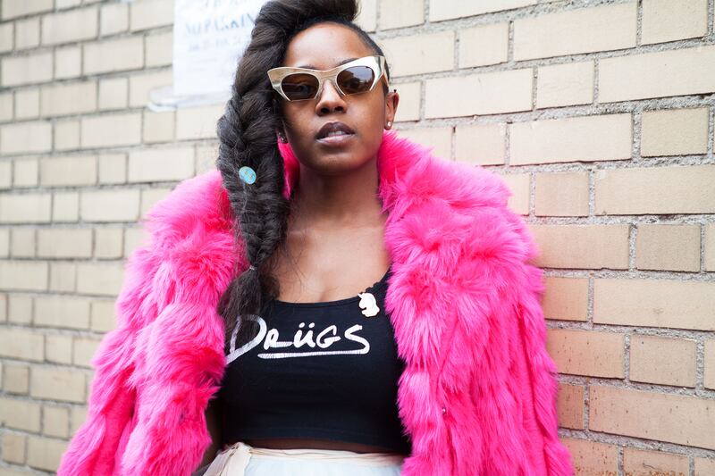 galleries/2017/02/17/here-s-the-standout-street-style-of-new-york-fashion-week/01-DL-IMG_1285-Tease_qp4stm