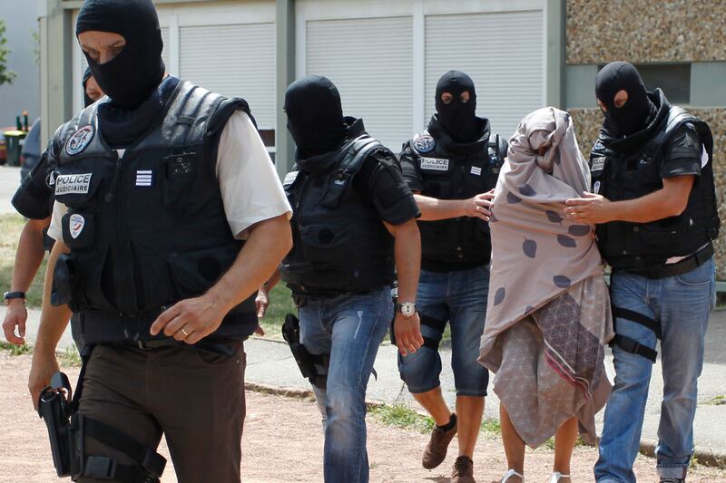 galleries/2015/06/26/france-terror-attack-aftermath-photos/150626-france-attack-04_qsduq7