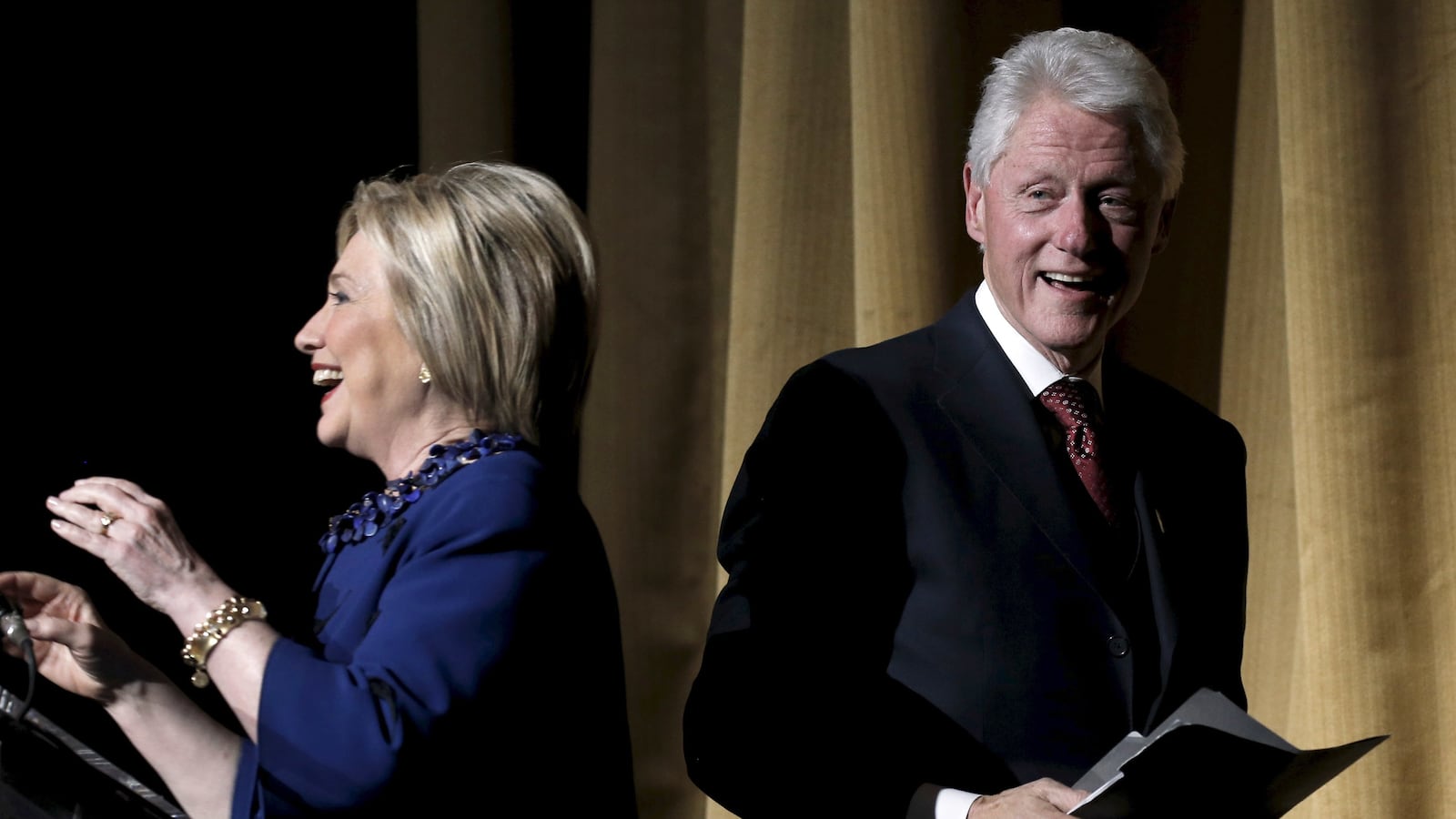 articles/2016/07/01/did-clinton-university-break-the-same-law-as-trump-u/160701-Nuzzi-Clinton-U-_NY-State-tease_dlyed4