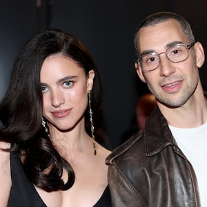 Margaret Qualley(L) and Jack Antonoff