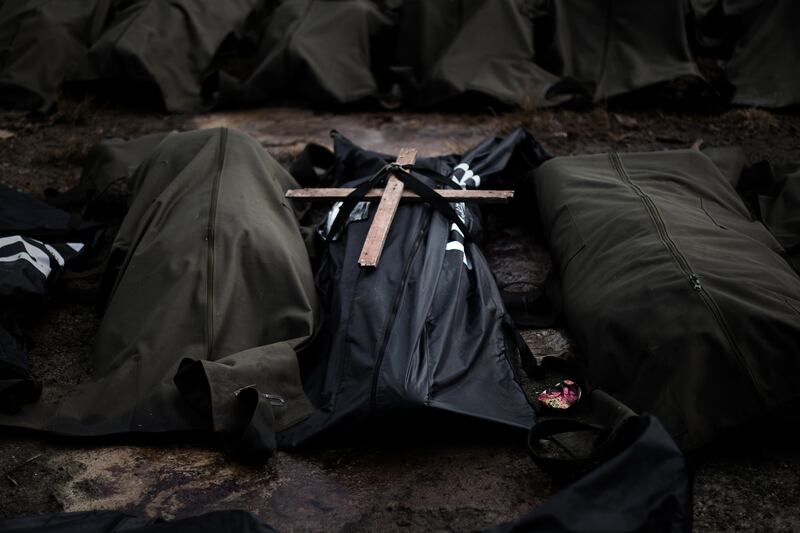 galleries/2013/11/14/aid-arrives-for-typhoon-ravaged-philippines-photos/philippine-aid-gal-6_r5fru2