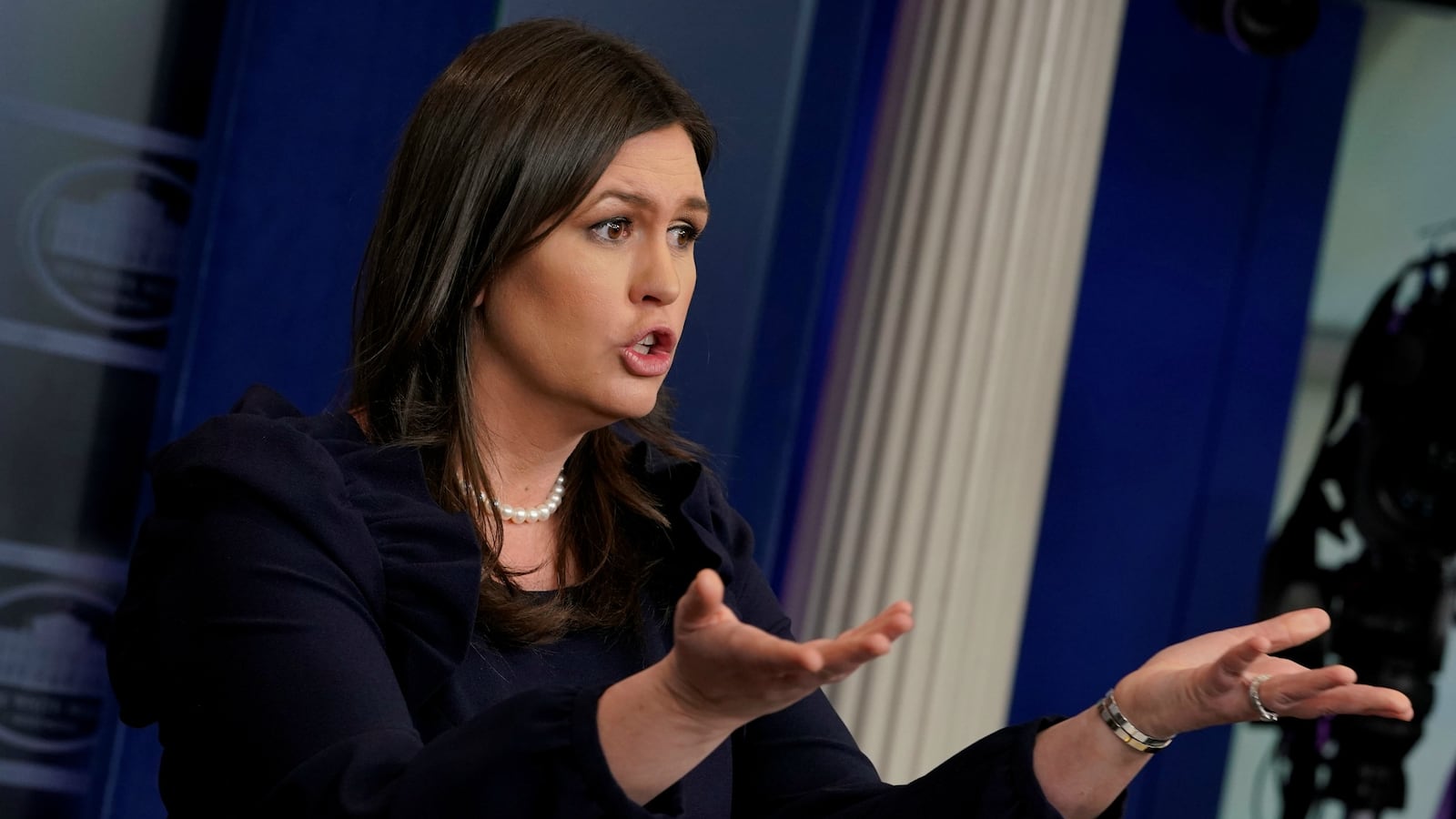 180212-sanders-cheat_mrtlft