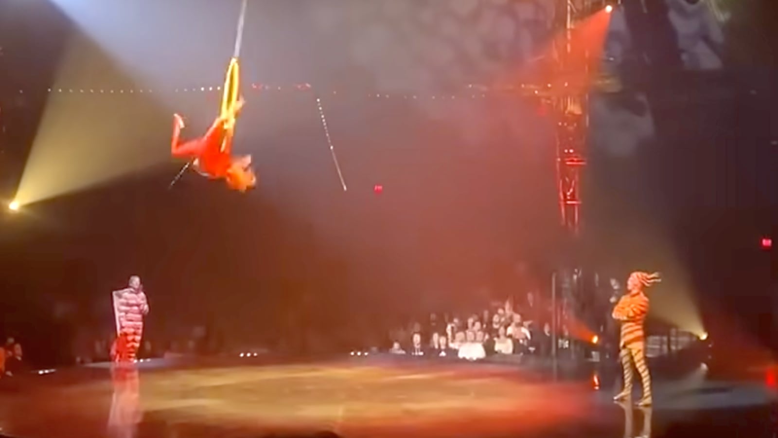 Mariia Konfektova falling during stunt.