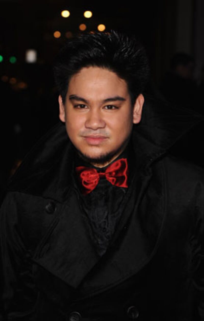 galleries/2010/06/26/the-world-s-hunkiest-princes/beastly-hot-princes---azim_kpyhhb