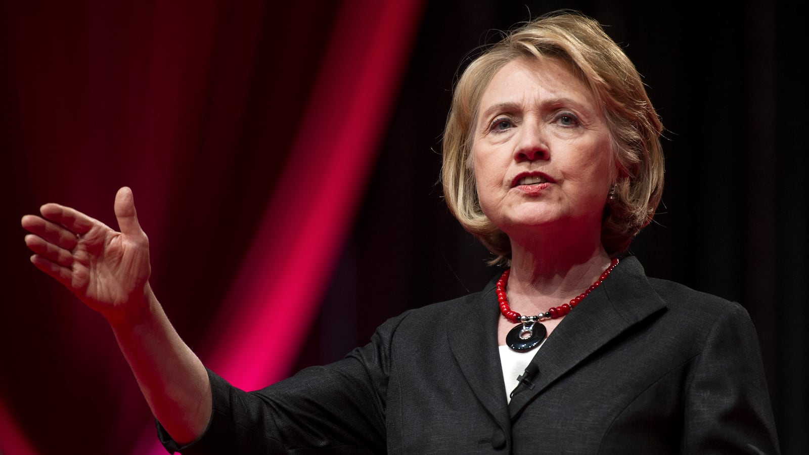 articles/2013/08/06/hillary-clinton-s-big-challenges-in-2016-will-come-from-the-left/130806-hillary-beinart-tease_knecsi