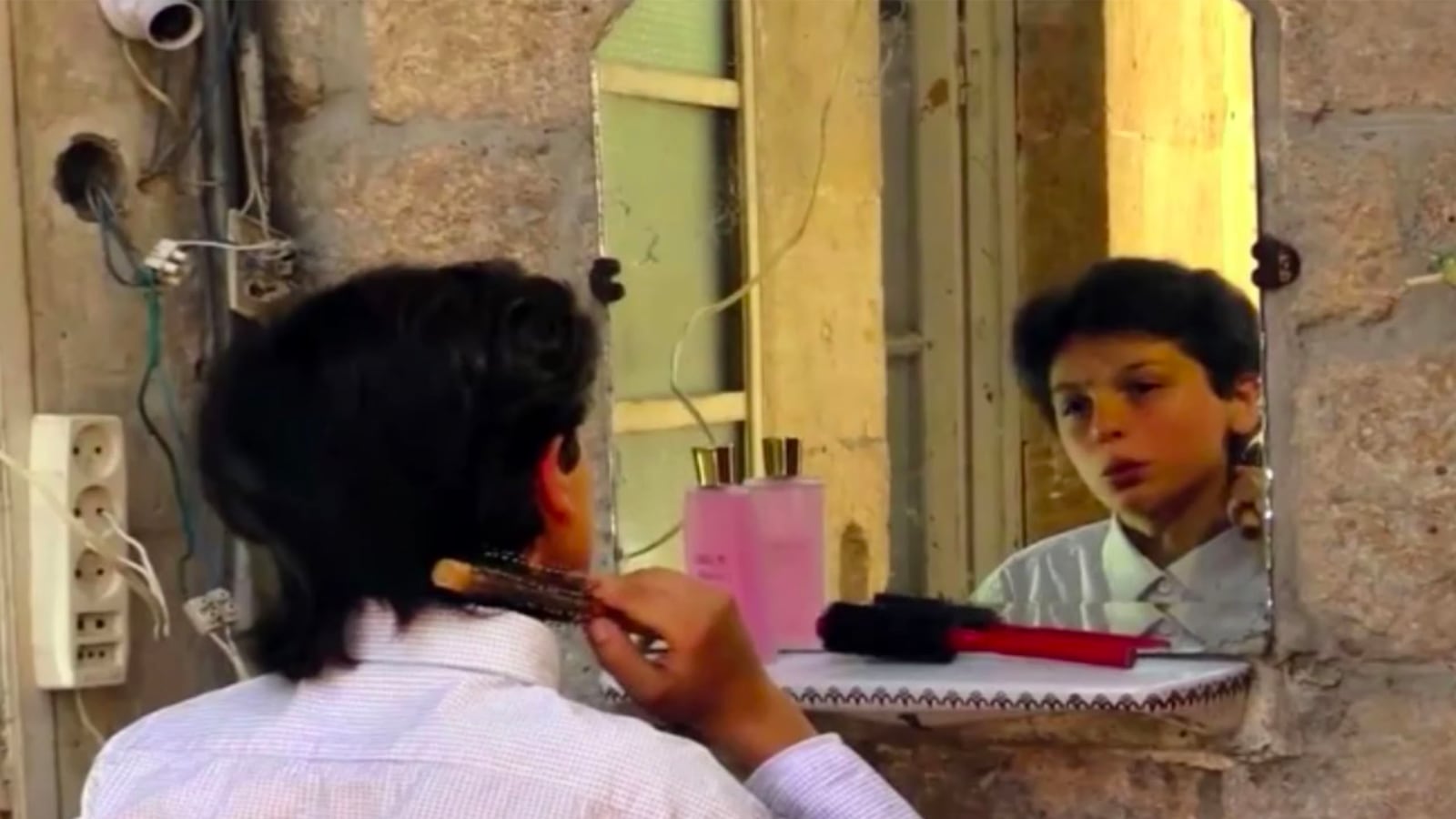 articles/2016/08/02/syrian-child-actor-killed-in-missile-strike/160802-nadaue-syrian-child-actor-killed-tease_pkcbxo