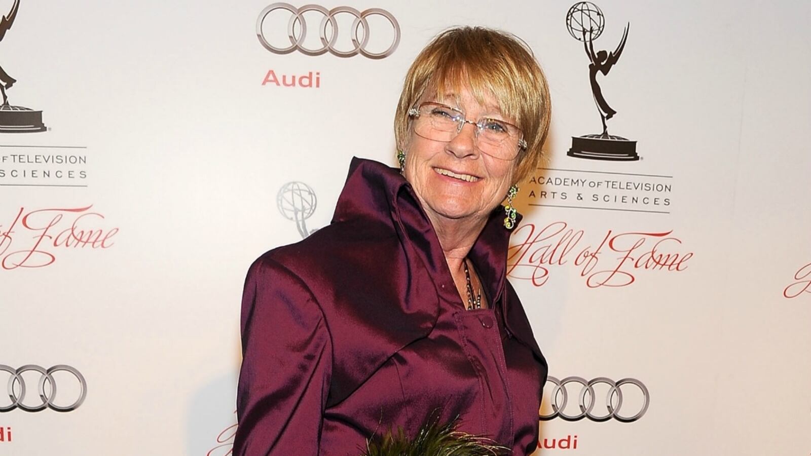 cheats/2012/06/02/desperate-housewives-star-dead-at-72/kathryn-joosten-cheat_erfldh