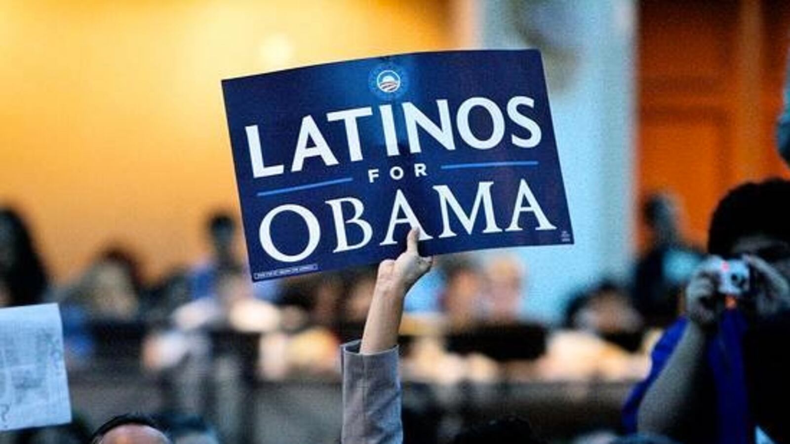 articles/2012/04/19/measuring-the-hispanic-vote/Latinos_for_Obama_cwshnm