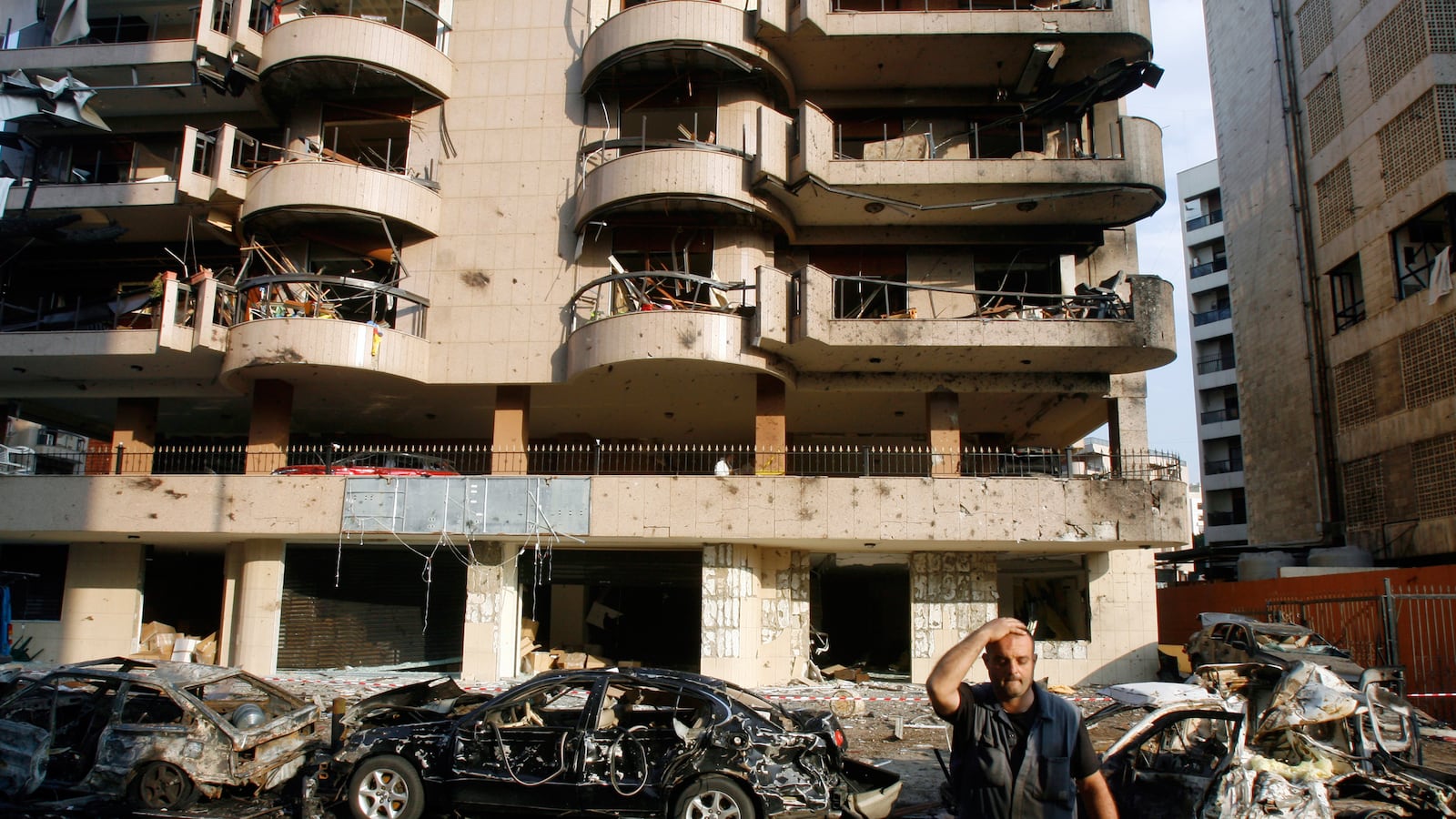 articles/2014/01/04/beirut-s-captured-qaeda-mastermind/140103-dettmer-suspect-tease_ke36lo