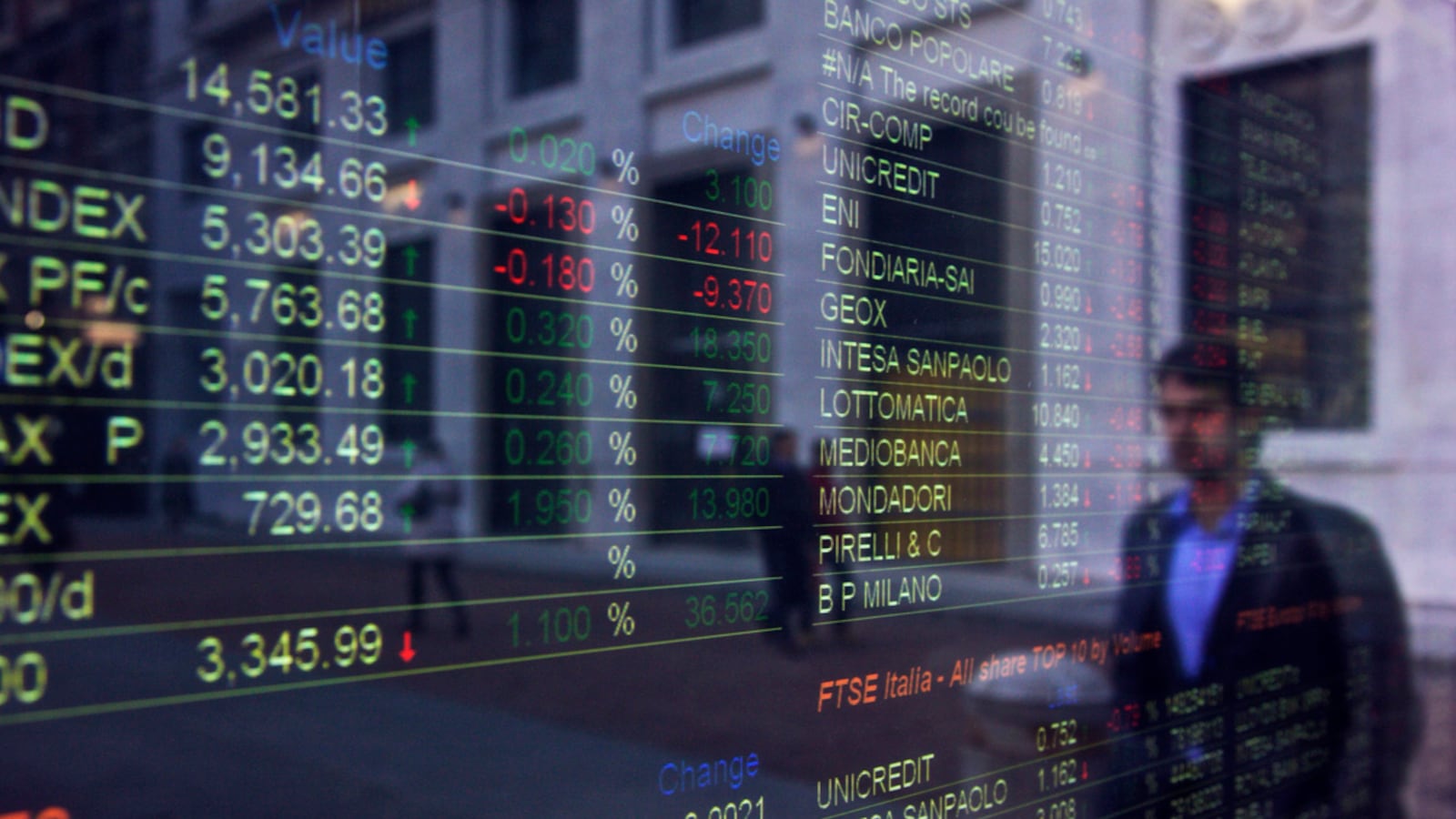 articles/2011/12/01/how-bankers-saved-the-world-from-a-euro-meltdown/euro-disaster-averted-karabell_bjbos7