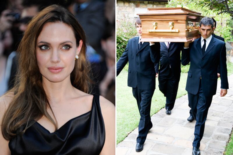 galleries/2011/11/29/stars-would-be-jobs/stars-other-jobs-angelina-jolie_jne1ig