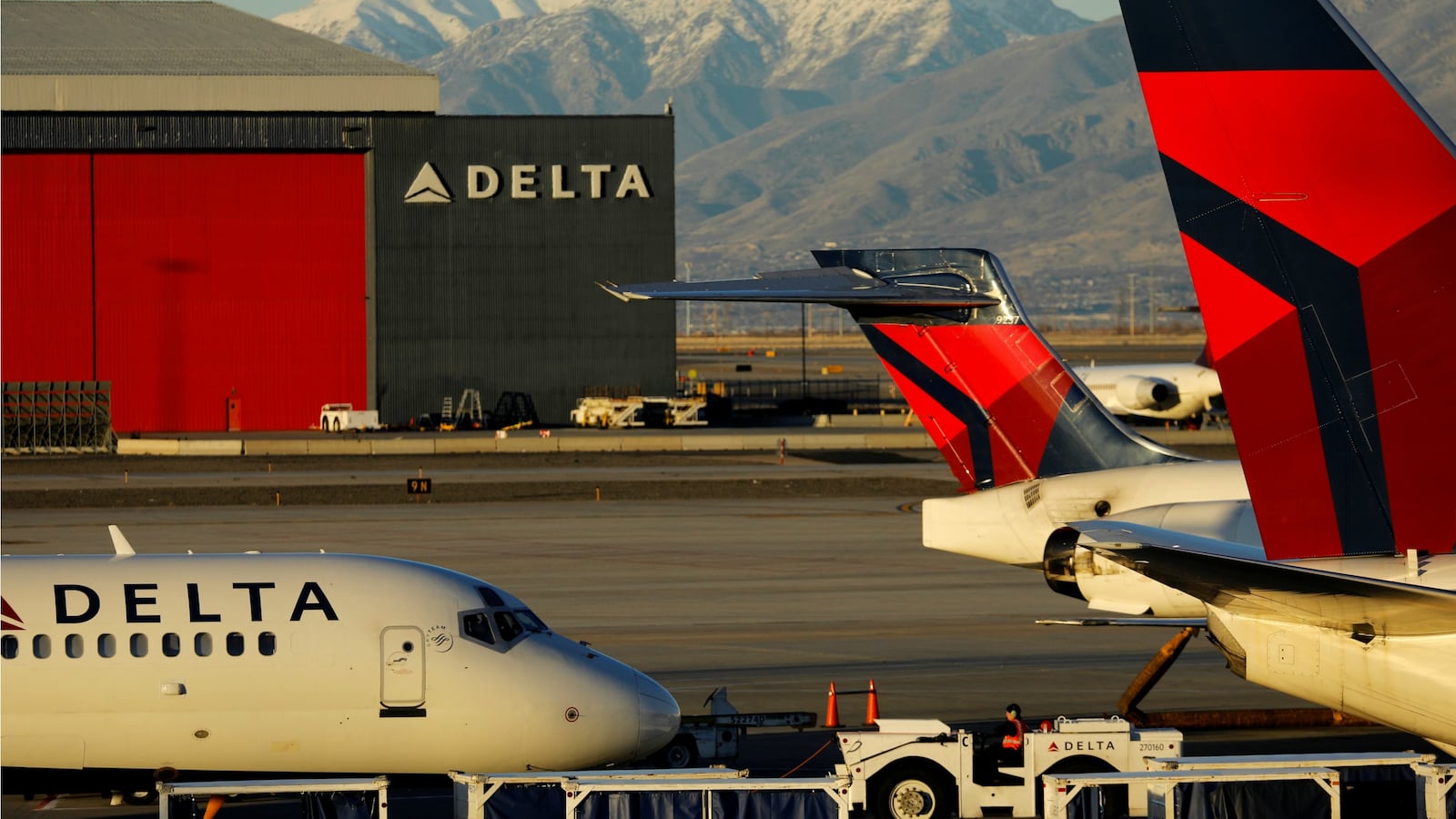 180224-delta-united-nra-boycott-cheat_fgwtk2