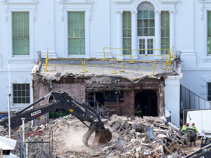 Donald Trump, White House destruction