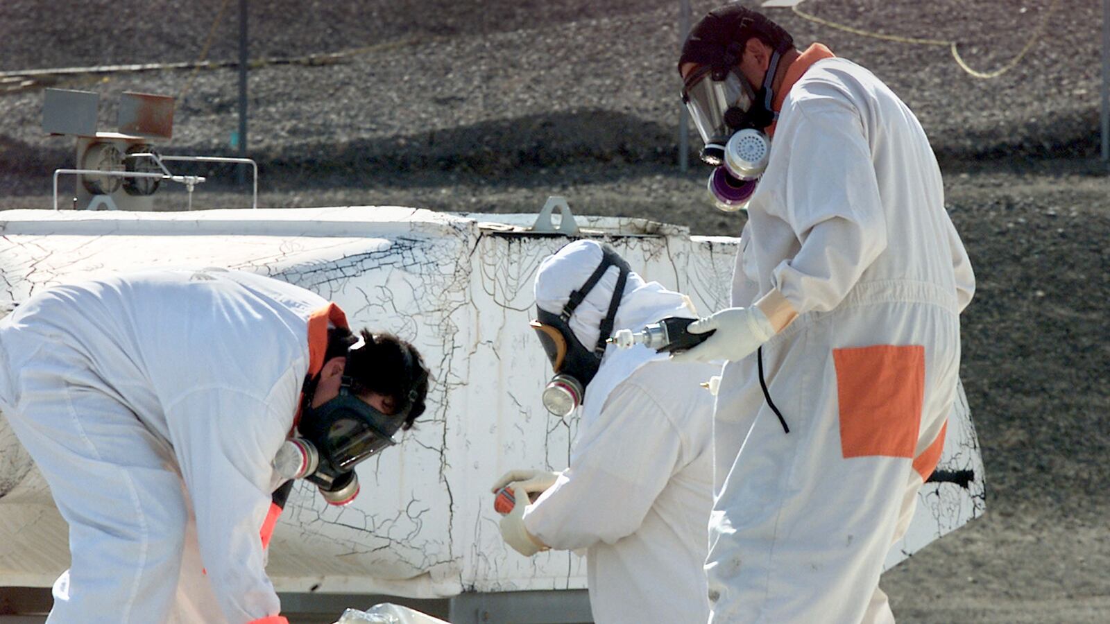 cheats/2013/02/23/radioactive-waste-tanks-leaking/130223-wa-radioactive-site-cheat_oimmpf