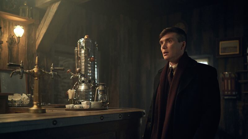 061022-peakyblinders1_vo9lw3