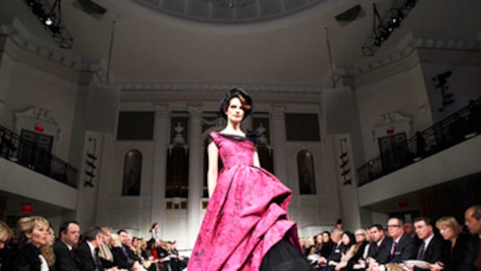 articles/2010/02/17/fashion-week-day-7/fashion-week-wrap-5_82636_h74jxf