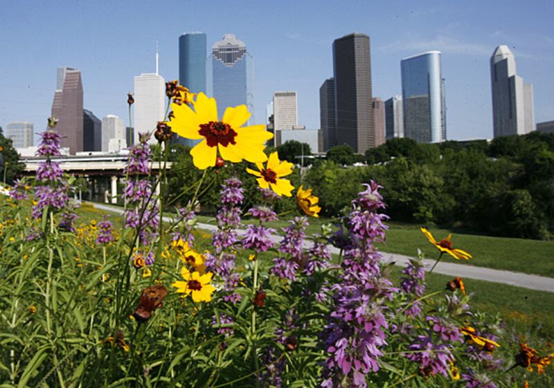 galleries/2011/05/31/best-cities-for-recent-grads/best-cities-for-grads-2011---houston_geyq8s