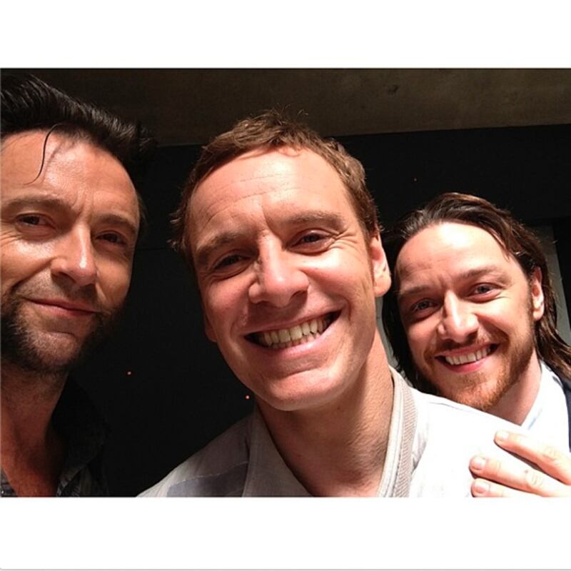 galleries/2013/08/11/miley-cyrus-nicki-minaj-more-celebrity-twitter-pictures-photos/130808-twitpics-jackman_doprrq