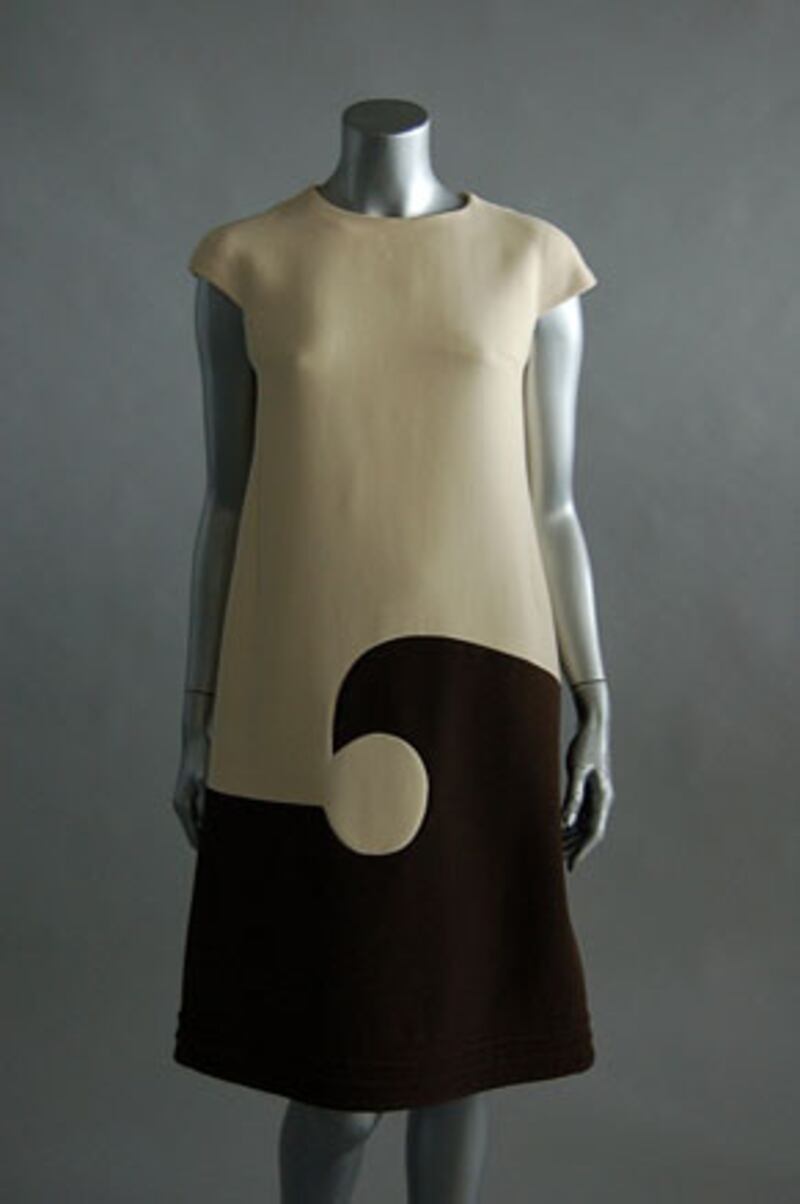 galleries/2009/12/09/audrey-hepburn-auction/audrey-hepburn-18_vaj2lo