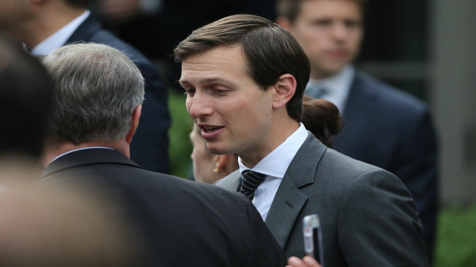 170518-kushner-saudi-arms-deal-cheat_v1torn