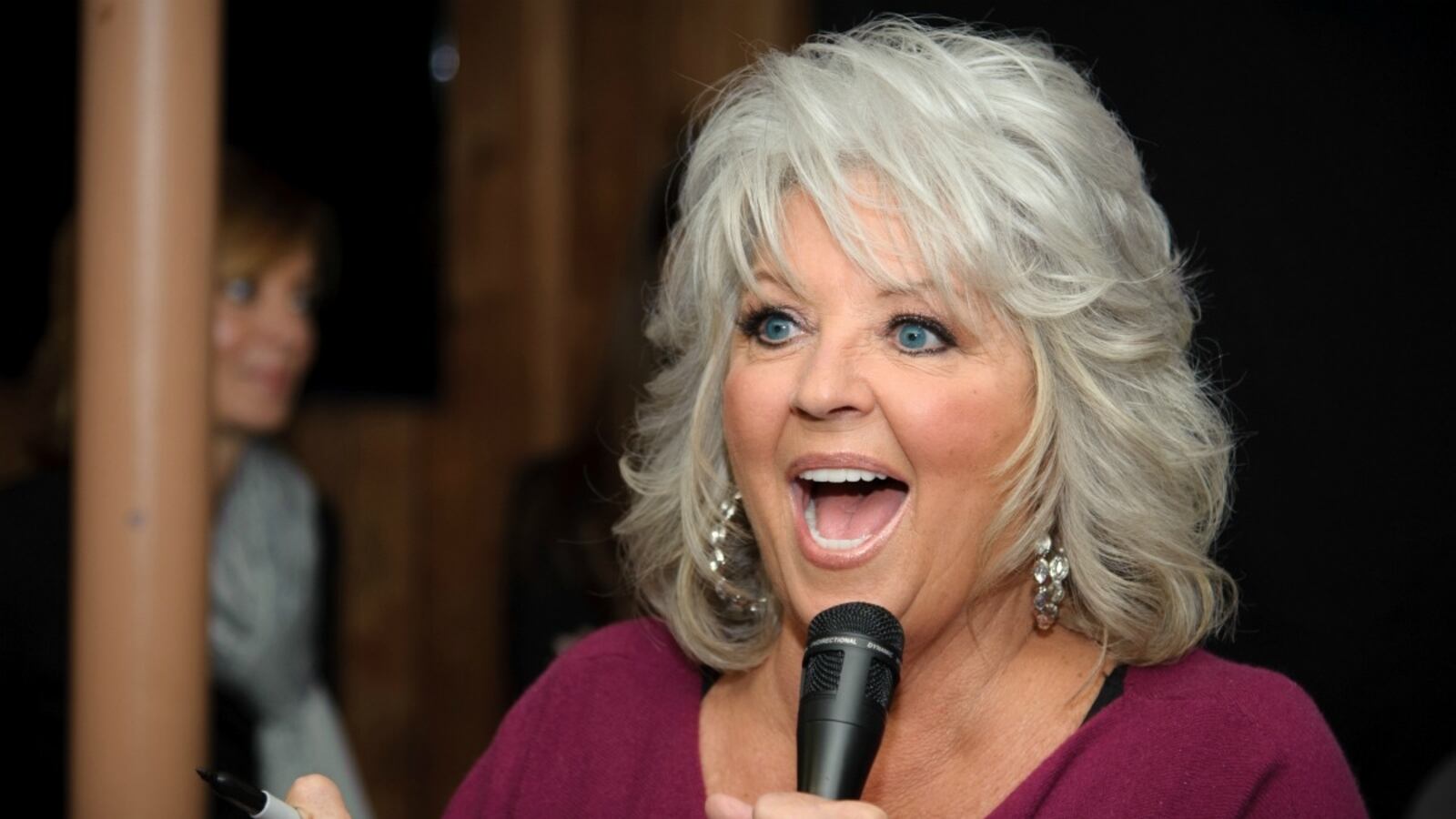 articles/2013/06/20/paula-deen-s-apology-for-using-the-n-word-is-ridiculous/Paula-Dean_jnjcx0
