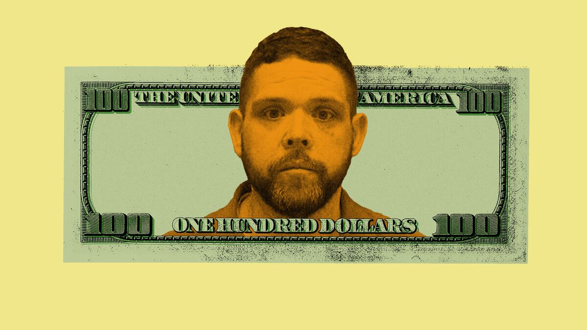 230405-north-carolina-ponzi-scheme-hero_y2zfho