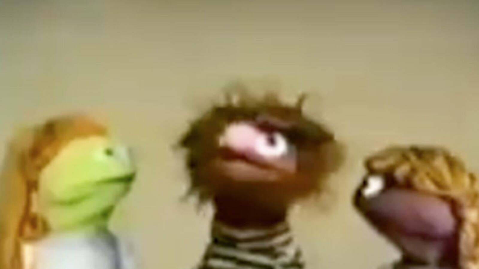 cheats/2012/06/05/u-s-ends-pakistani-sesame-street/sesame-street-mahna-mahna-thumb_nh6ibi