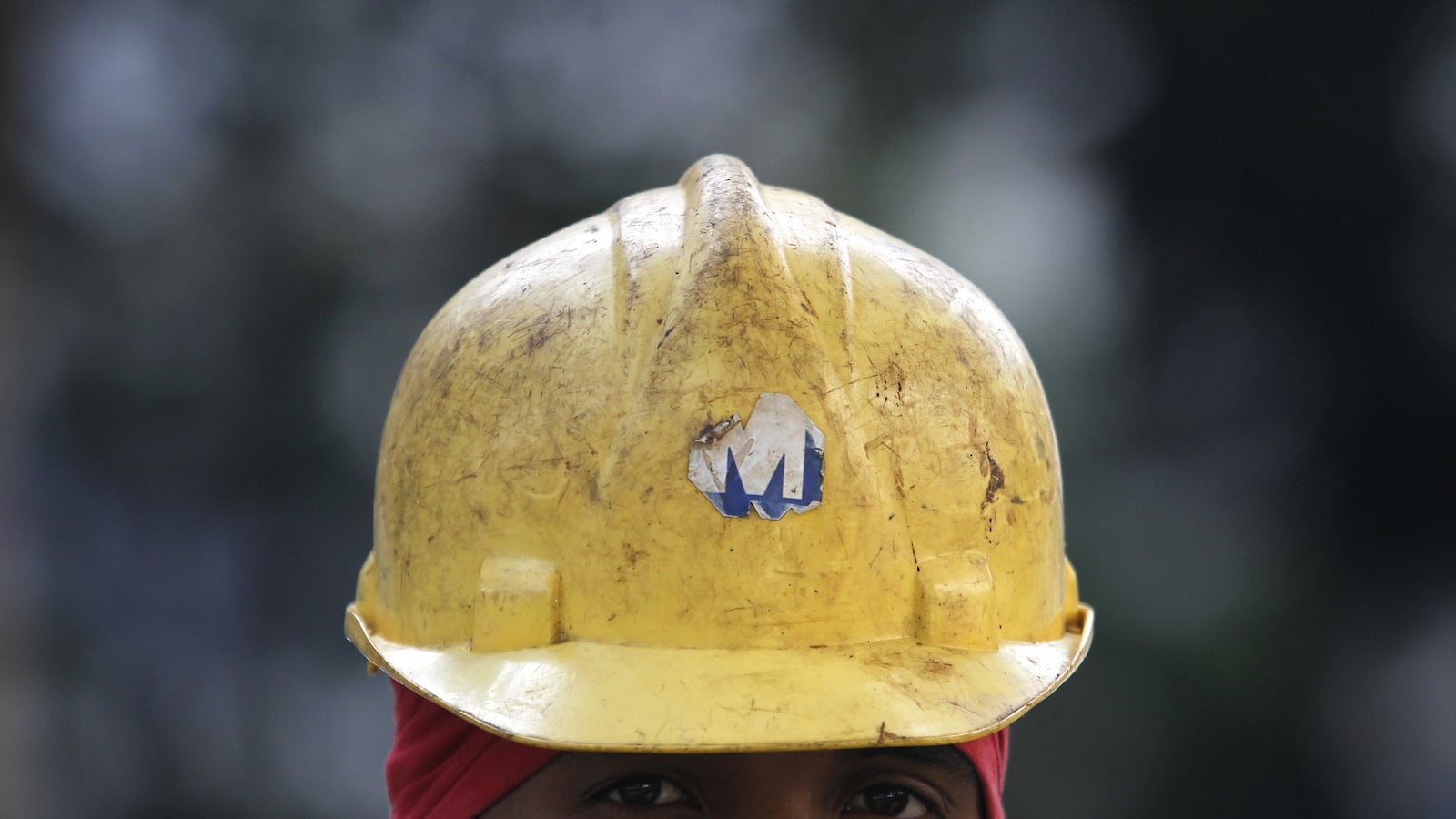 articles/2013/11/08/singapore-s-exploited-immigrant-workers/131106-singapore-labor-tease_czcssi