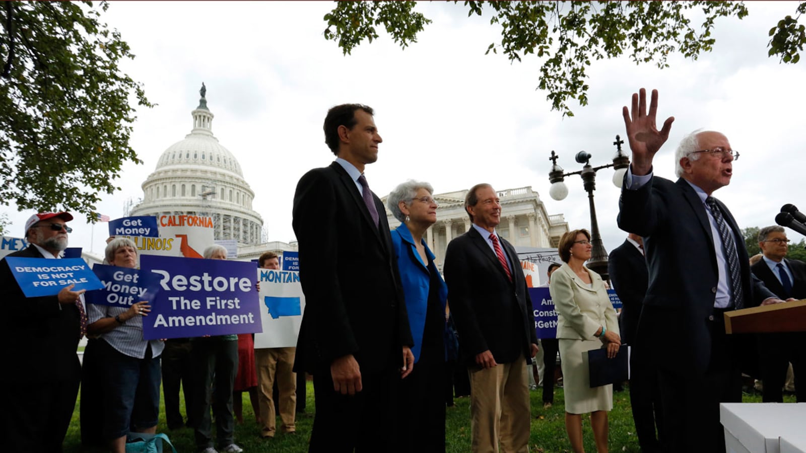 cheats/2014/09/08/senate-votes-to-overturn-citizens-united/140909-campaign-finance-reform-cheat_et1wpm