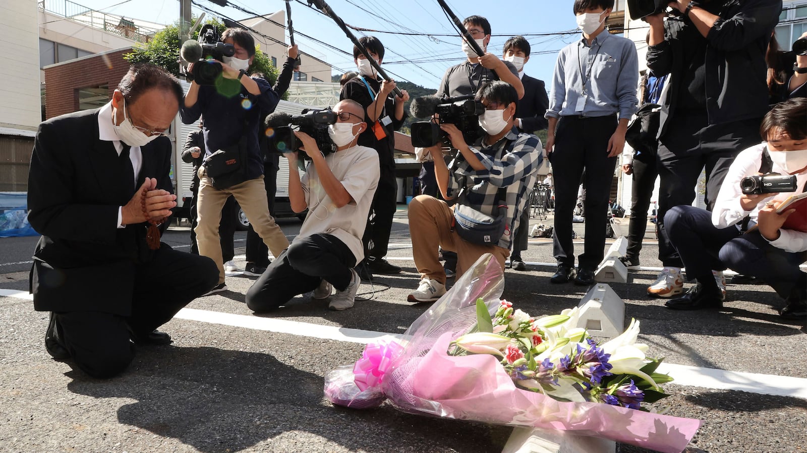 102822-japanmurder-hero-nomug_yg5sgp