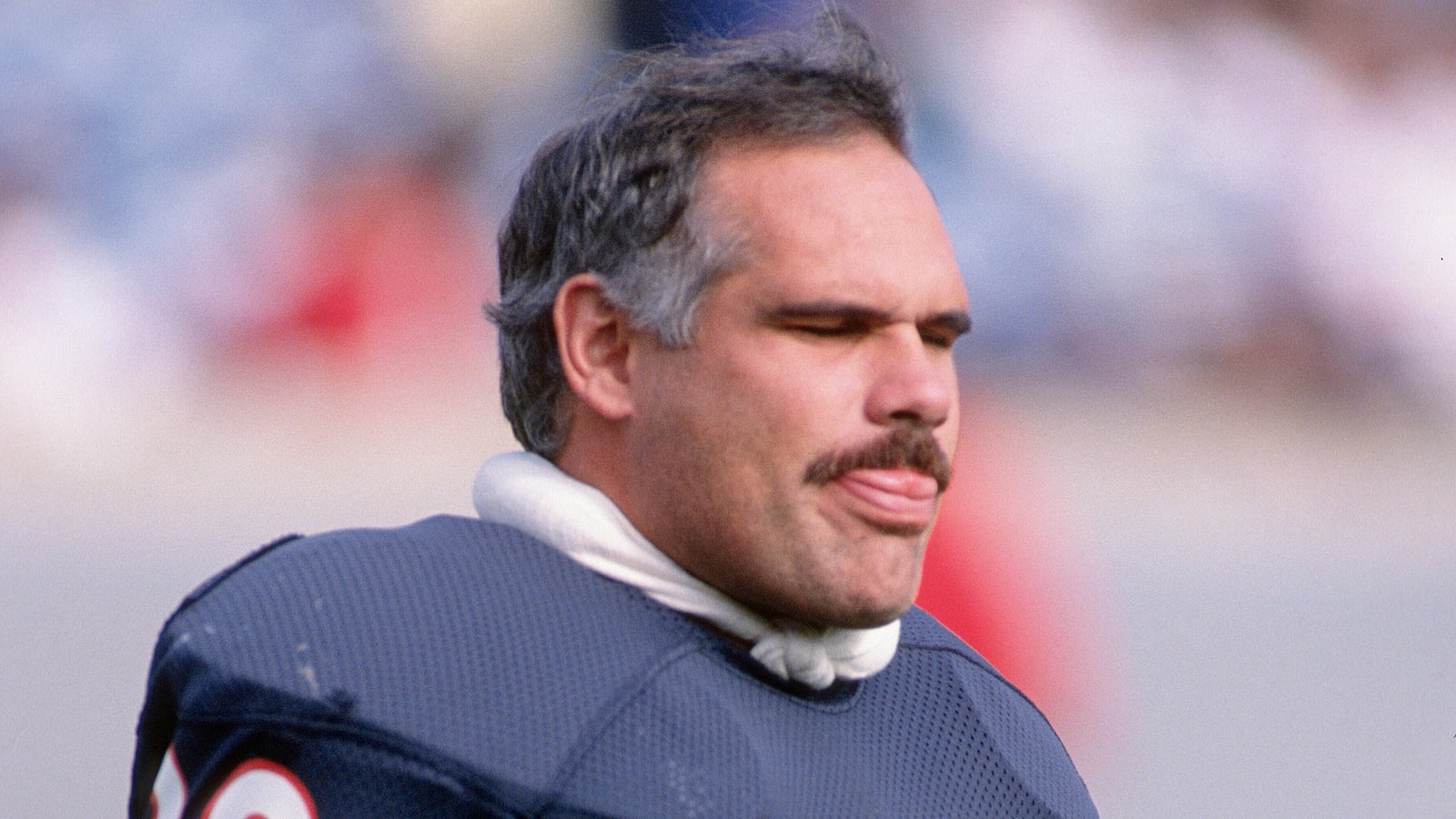 CHICAGO, IL - CIRCA 1988: Matt Suhey #26 of the Chicago Bears runs onto the field prior to the start of an NFL football game circa 1988 at Soldier Field in Chicago, Illinois. Suhey played for the Bears from 1980-89. (Photo by Focus on Sport/Getty Images)