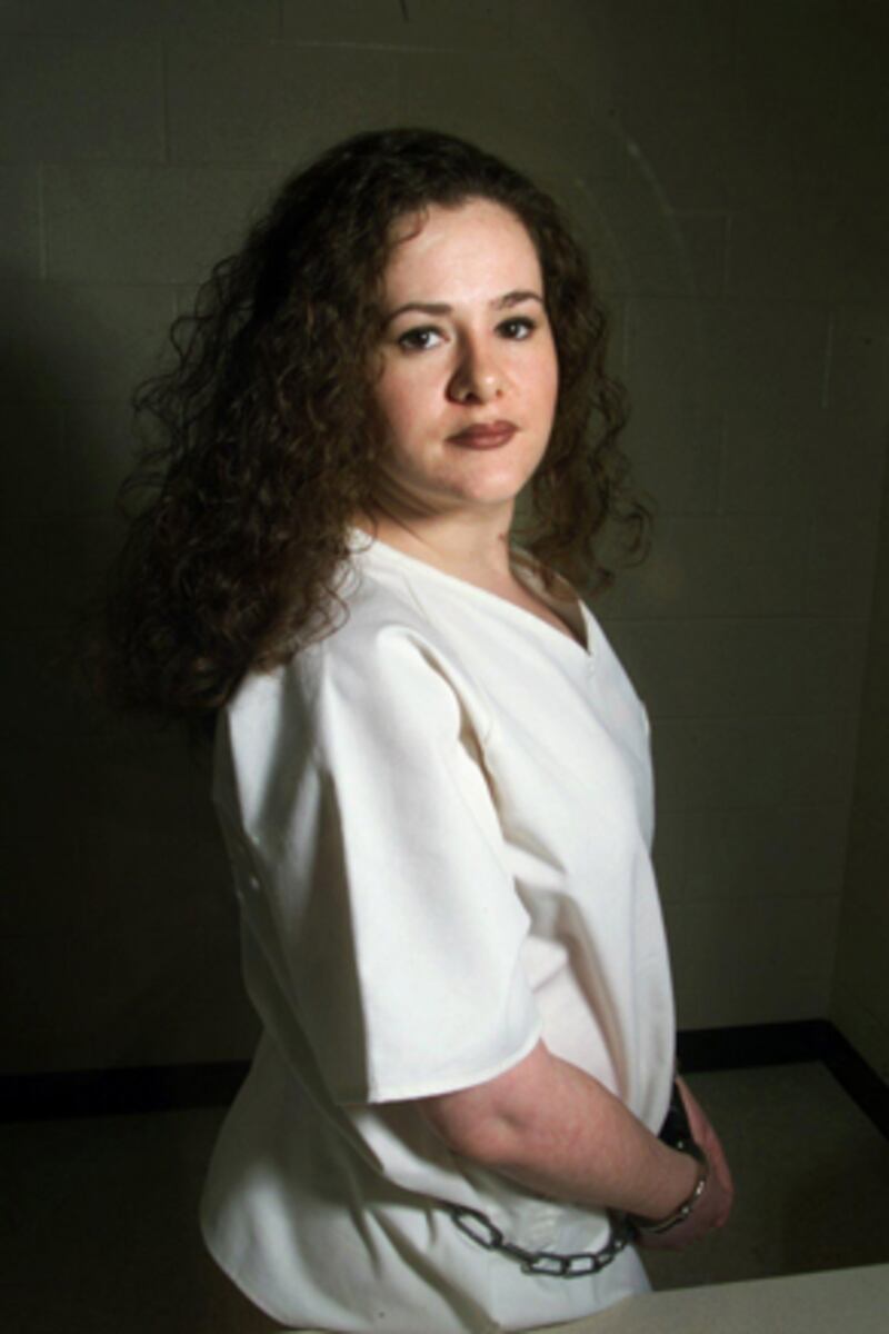galleries/2011/02/17/women-on-death-row/death-row-women---christa-gail-pike_p5q2f7